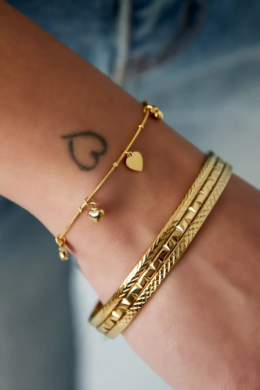 Гривна MINI HEARTS – златиста, неръждаема стомана с 14K позлата, 16 см + 3 см удължение, фини сърца Versai