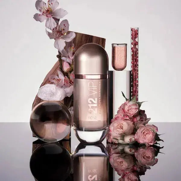 CAROLINA HERRERA 212 Vip Rose L EDP 50 ml - Versai.bg